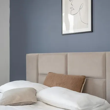 Wyjatkowy Z Parkingiem Dla 6 Osob By Renters Appartamento