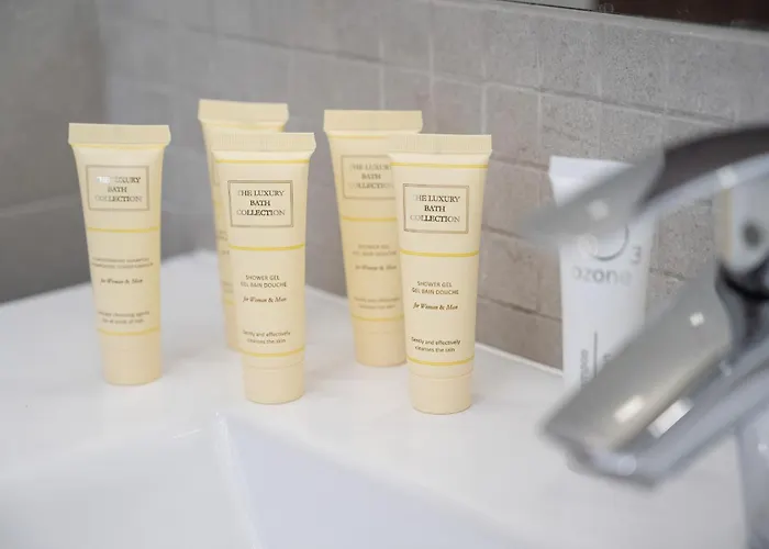 Wyjatkowy Z Parkingiem Dla 6 Osob By Renters * Βρότσλαβ