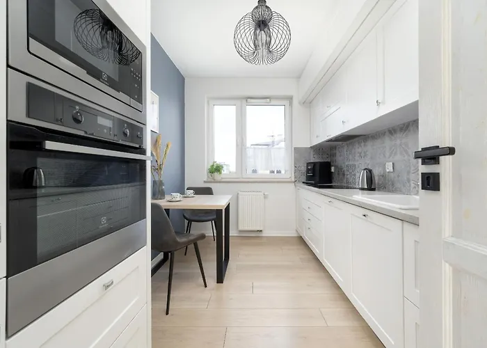 Διαμέρισμα Wyjatkowy Z Parkingiem Dla 6 Osob By Renters Βρότσλαβ